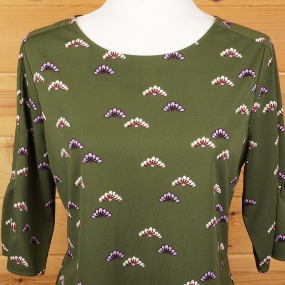 Ann Taylor Dark Green with Purple Detail Keyhole Back Top Size Medium - Picture 2 of 8